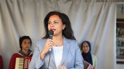 نائب محافظ البحر الأحمر تشهد الطابور الصباحي بمدرسة الغردقة الثانوية بنات  |صور