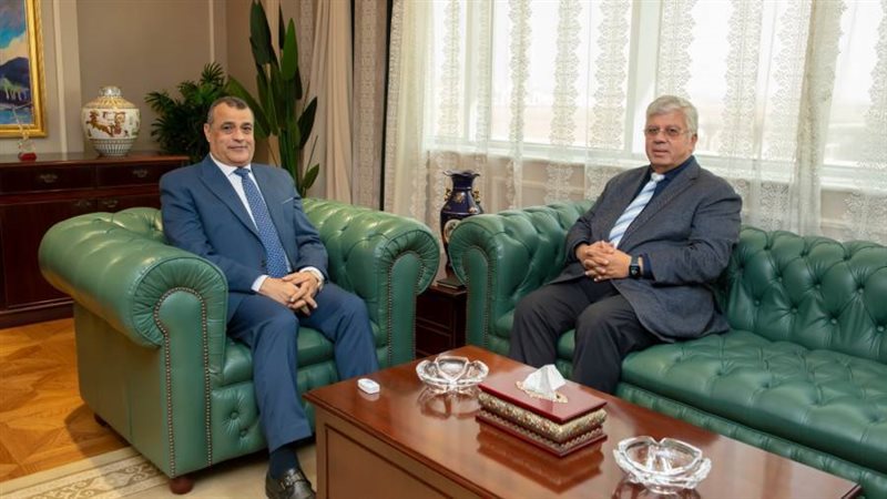 وزيرا الإنتاج الحربي