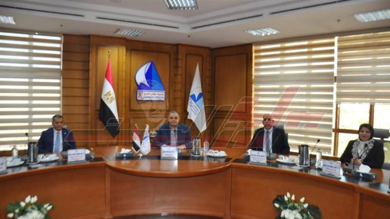 مجلس عمداء جامعة