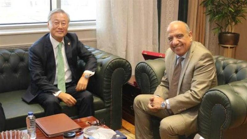 الدكتور محمود عصمت