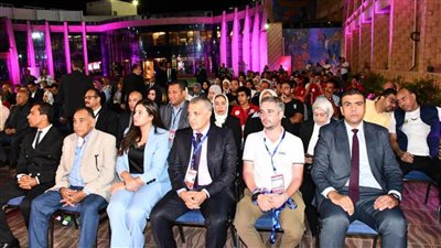 بالصور.. وزير الشباب والرياضة يشهد المؤتمر الصحفي لبطولة العالم للبياثل والترياثل ببورسعيد