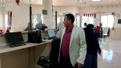 بالصور.. تسهيلات في تقديم طلبات التصالح وتسديد الرسوم بقُرى درب الأربعين بالوادي الجديد