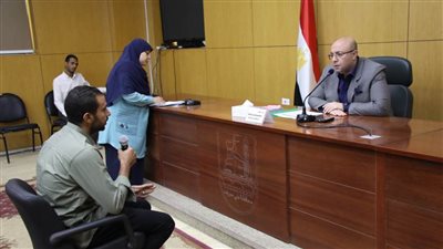 محافظ بني سويف: التوجيه بالمتابعة اليومية لالتزام المحال التجارية بمواعيد الغلق القانونية