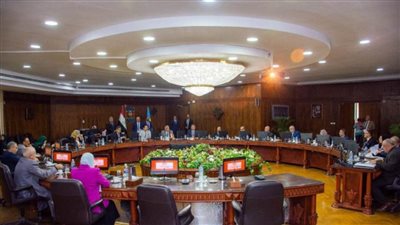 ترقية 24 عضواً بهيئة التدريس وتعيين 21 مدرساً بجامعة طنطا