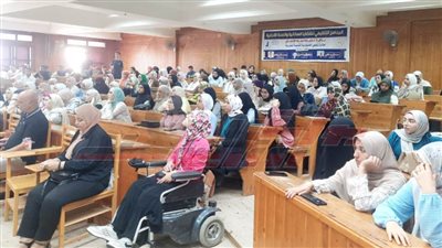 برنامج تثقيفي للقضايا السكانية والصحة الإنجابية بجامعة كفر الشيخ