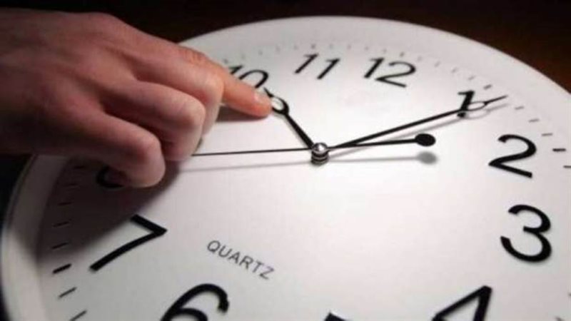 موعد تطبيق التوقيت