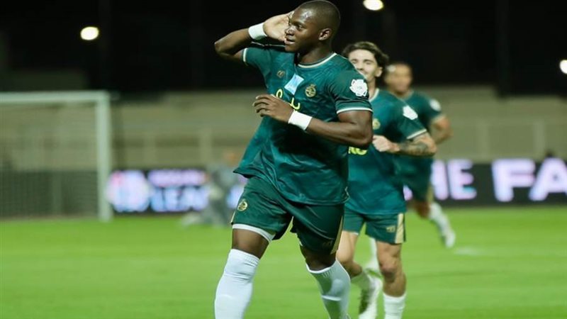 أليو ديانج بقميص