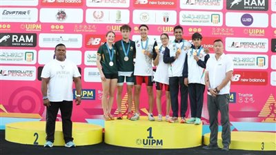 ثماني ميداليات متنوعة حصيلة مصر في مسابقة التتابع المختلط ببطولة العالم للترياثل