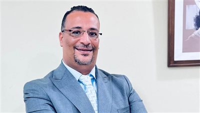 أحمد العربي ينصح عملاء التايم شير بالسؤال عن العقود المعتمدة من وزارة السياحة