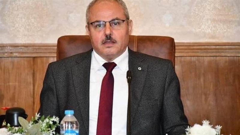 الدكتور ناصر مندور