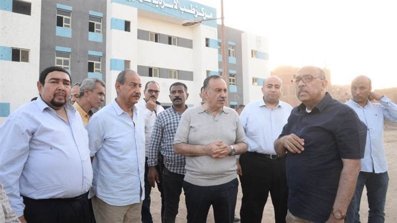 محافظ أسيوط يتفقد