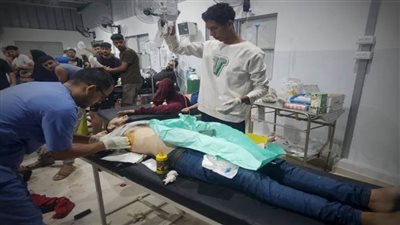 شهداء ومصابون بقصف الاحتلال خيام النازحين بمستشفى شهداء الأقصى