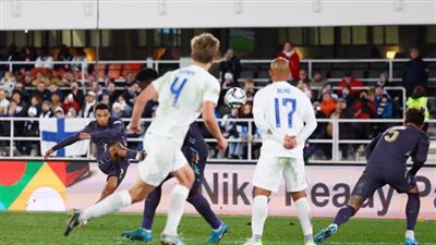 منتخب إنجلترا يعتذر لجماهيره ويفوز على فنلندا في دوري الأمم الأوروبية