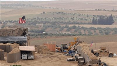 عاجل.. مسيرة تستهدف القوات الأمريكية في قاعدة 