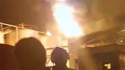 عاجل.. انفجارات قوية مصفاة النفط الإيرانية تهز خوزستان 