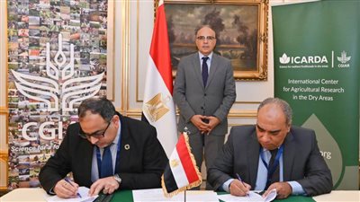 وزير الري يشهد توقيع مذكرة تفاهم بين الوزارة والمركز الدولي للبحوث الزراعية في المناطق الجافة 