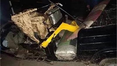  تصادم بين سيارة وتوك توك بقرية الرغامة بأسوان يسفر عن إصابة 6 أشخاص