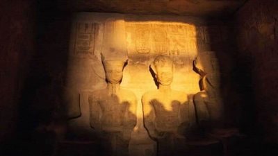 وقف الخلق ينتظرون 