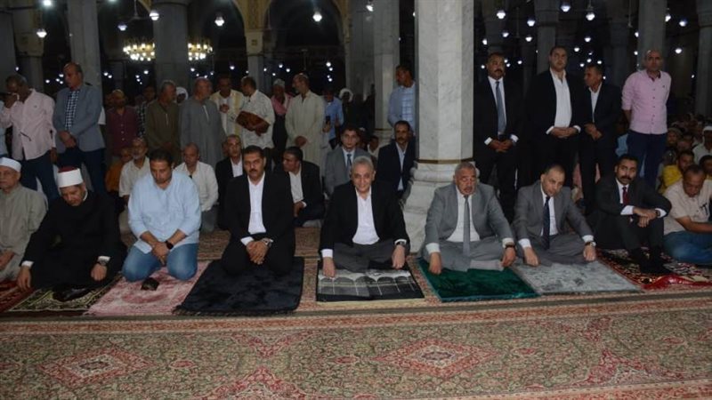 محافظ الغربية يؤدى