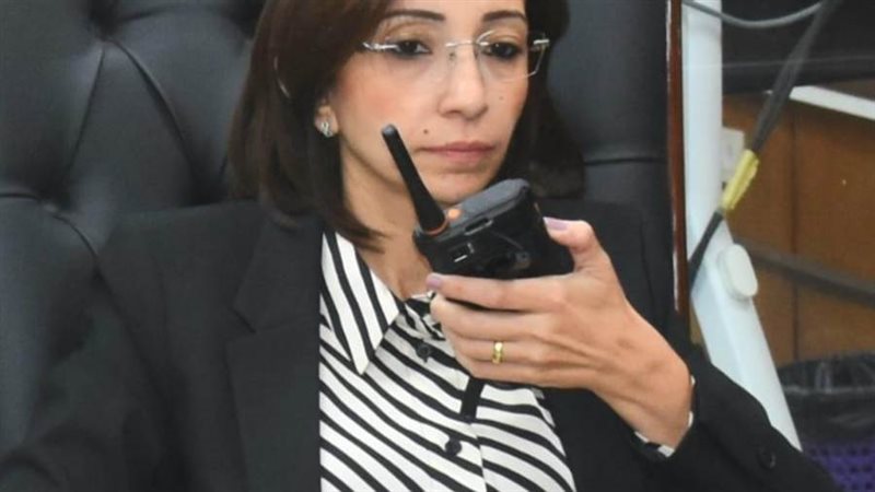 محافظ البحيرة