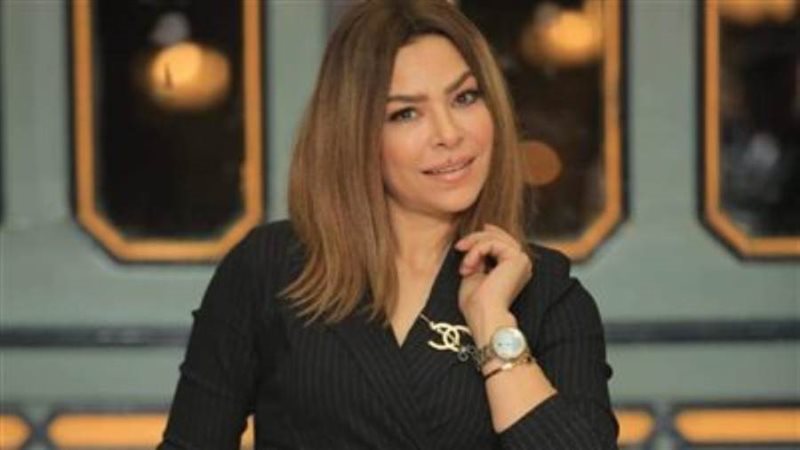 الفنانة ألفت عمر