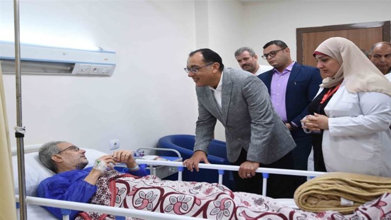 رئيس الوزراء يتفقد