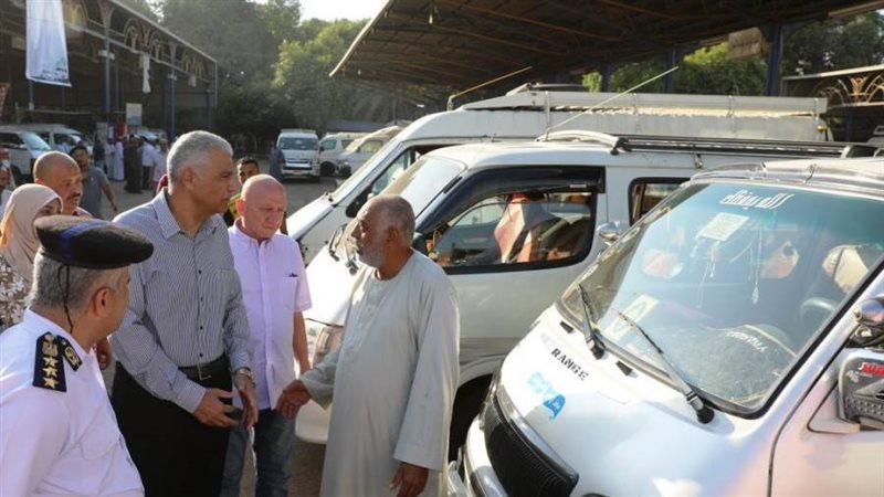 محافظ أسوان يتفقد