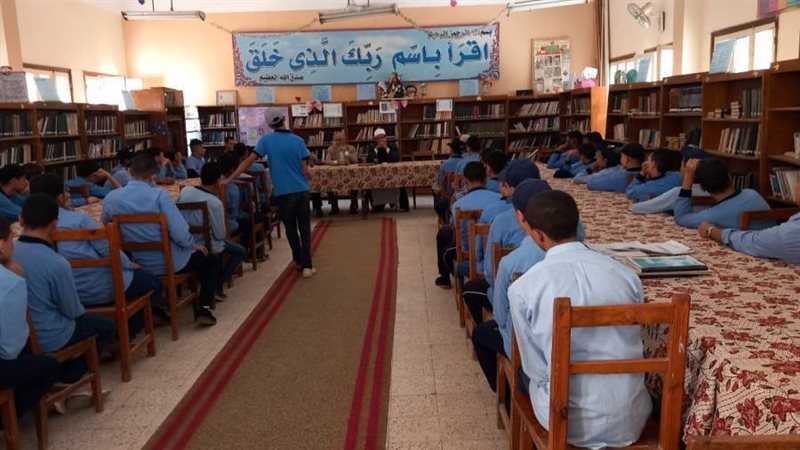 جانب من الندوات