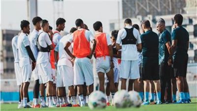 تدريبات خفيفة للاعبي الزمالك.. ومحاضرة من جوميز عن نهائي السوبر