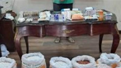 ضبط صاحب شركة بالقاهرة لقيامه بالاتجار في العقاقير المهربة جمركيًا