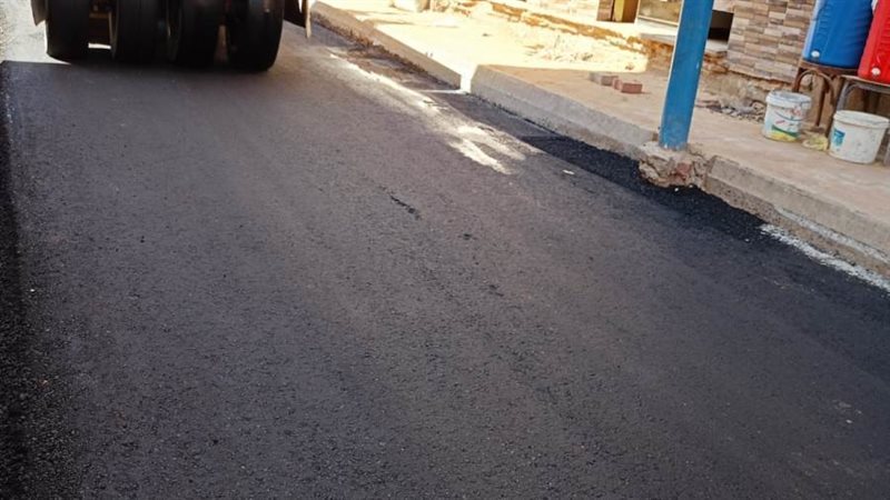 جانب من أعمال الرصف