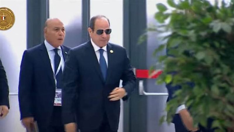 الرئيس السيسي يصل