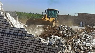 محافظ أسوان: إزالة 91 حالة تعدٍ على أراضى الدولة والزراعية