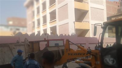 إزالة 550 حالة إشغال وتعديات بالواسطى شمال بني سويف 