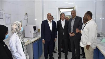 محافظ أسوان يفتتح مشروع ترميم وصيانة الوحدة الصحية بقرية كركر