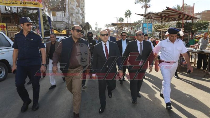 جولة المحافظ