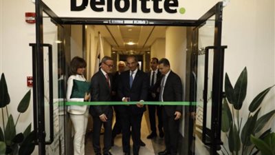 المملكة تطلق بودكاست 