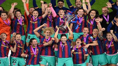 حفل الكرة الذهبية|  برشلونة يحصد جائزة أفضل نادي 