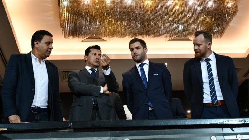 د. أشرف صبحى