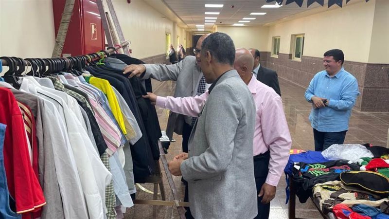 معرض ملابس خيرى