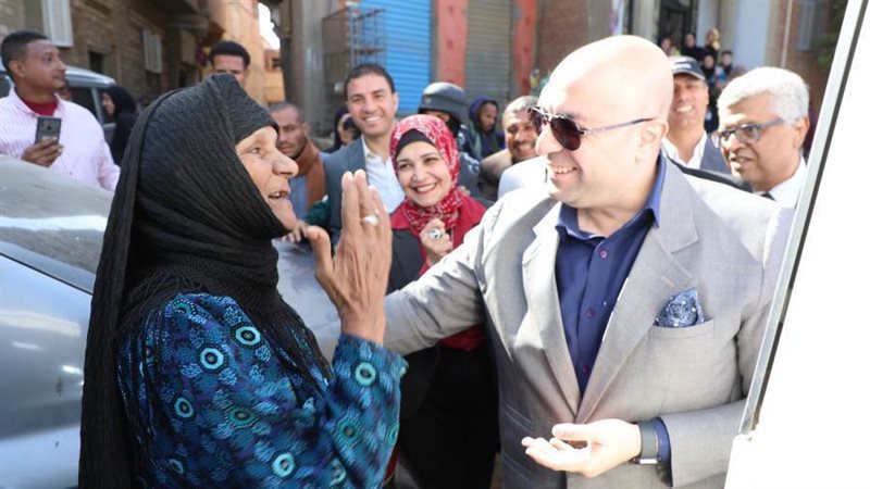 مبادرة بناء انسان