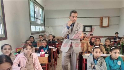 وكيل تعليم كفر الشيخ يتفقد المدارس لمتابعة امتحانات شهر أكتوبر