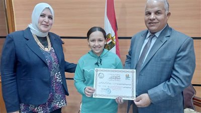 تكريم ميار أول الجمهورية في مسابقة آدم حنين عن الفيوم 