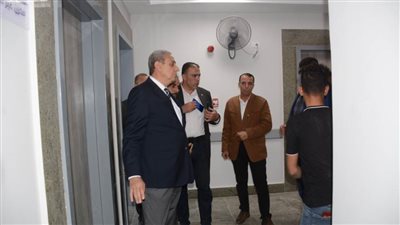 بالصور.. محافظ الغربية يتفقد مشروعات حياة كريمة بقرية نهطاي.. أول قرية خضراء بالدلتا