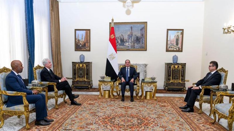 الرئيس السيسي يستقبل