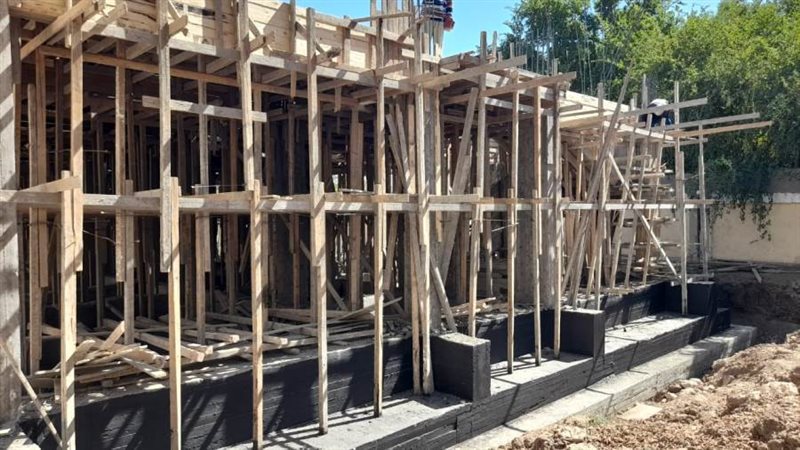 إحلال جزئي بمدرسة