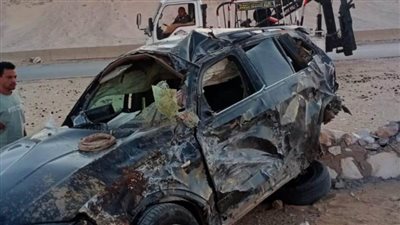 إصابة شخصين إثر انقلاب سيارة ملاكي بالصحراوي الغربي بأسيوط.. صور 