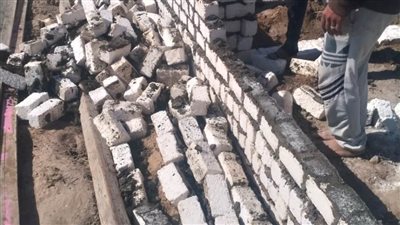 تنفيذ ١٠ حالات إزالة فورية لتعدِّيات بالبناء المخالف على مساحة ٥٨٠ مترًا تقريبًا