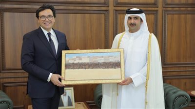 وزير الثقافة يبحث مع نظيره القطري سبل دعم وتطوير التبادل الثقافي