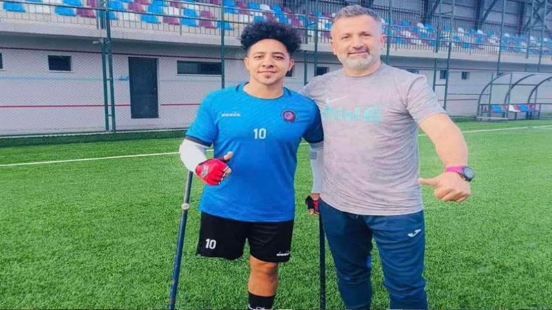 محمود عبدالعظيم قائد